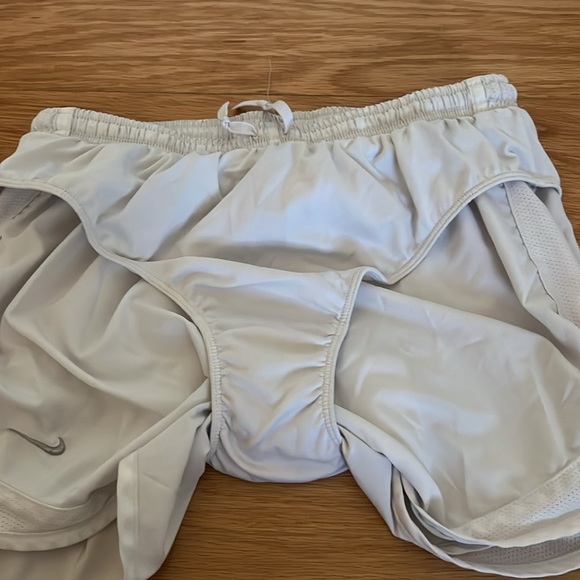 Nike Dri-Fit Shorts - Picture 5 of 5